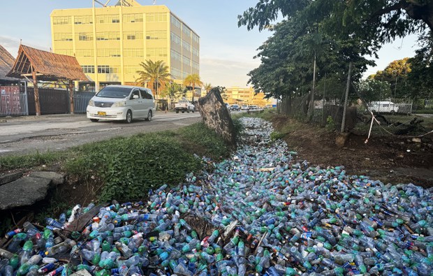 Plastic treaty faces hurdles as Russia, Saudi Arabia mire negotiations Plastic treaty faces hurdles as Russia, Saudi Arabia mire negotiations