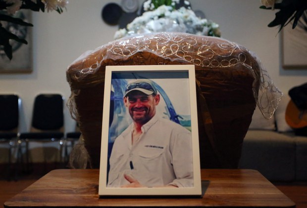 Indonesian rights groups want independent probe of New Zealand pilot’s death in Papua Indonesian rights groups want independent probe of New Zealand pilot’s death in Papua