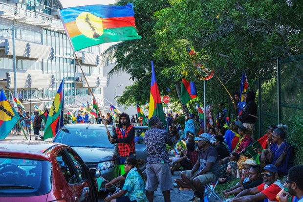 New Caledonia curfew imposed after rioting over French constitutional change New Caledonia curfew imposed after rioting over French constitutional change