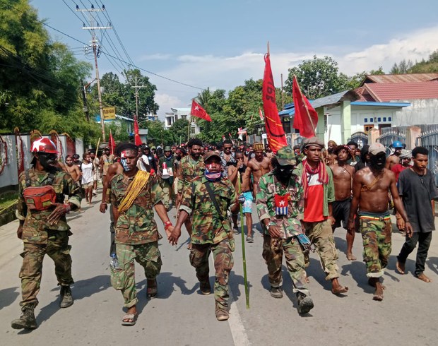 Papua independence protesters seek papal intervention after clashes with Indonesian forces Papua independence protesters seek papal intervention after clashes with Indonesian forces