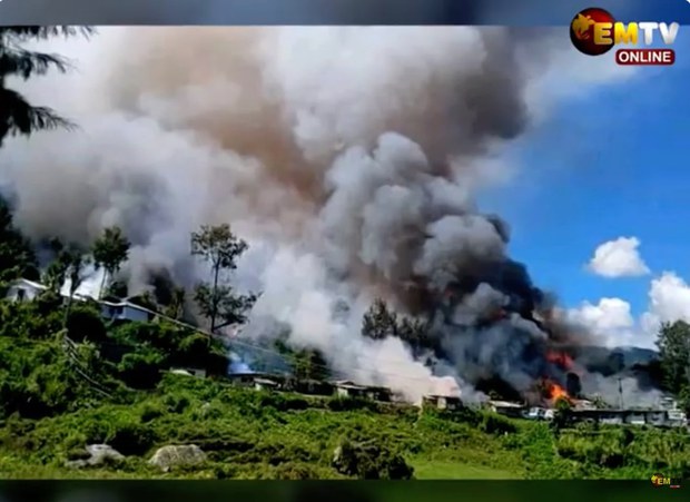 PNG authorizes lethal force to quell deadly violence near Porgera mine PNG authorizes lethal force to quell deadly violence near Porgera mine