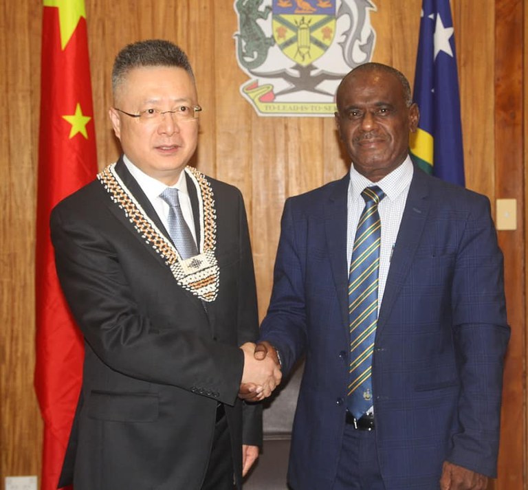 PHOTO 1 PM-Manele-meets-H.E.-Qian-Bo.jpg PHOTO 1 PM-Manele-meets-H.E.-Qian-Bo.jpg