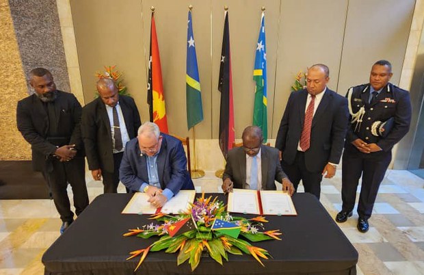 Papua New Guinea police role in Solomon Islands formalized by new agreement Papua New Guinea police role in Solomon Islands formalized by new agreement