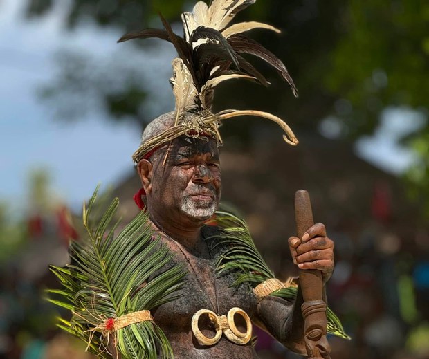 Photos: Vanuatu welcomes all to rebuilt traditional chiefs ‘nakamal’ meeting house Photos: Vanuatu welcomes all to rebuilt traditional chiefs ‘nakamal’ meeting house