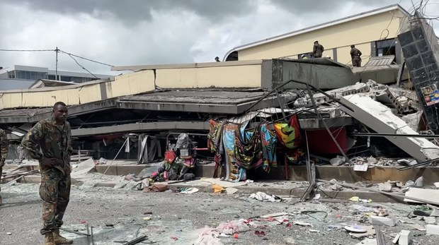 Buildings ‘pancaked’ in Vanuatu as 7.3 magnitude quake hits off capital Port Vila Buildings ‘pancaked’ in Vanuatu as 7.3 magnitude quake hits off capital Port Vila