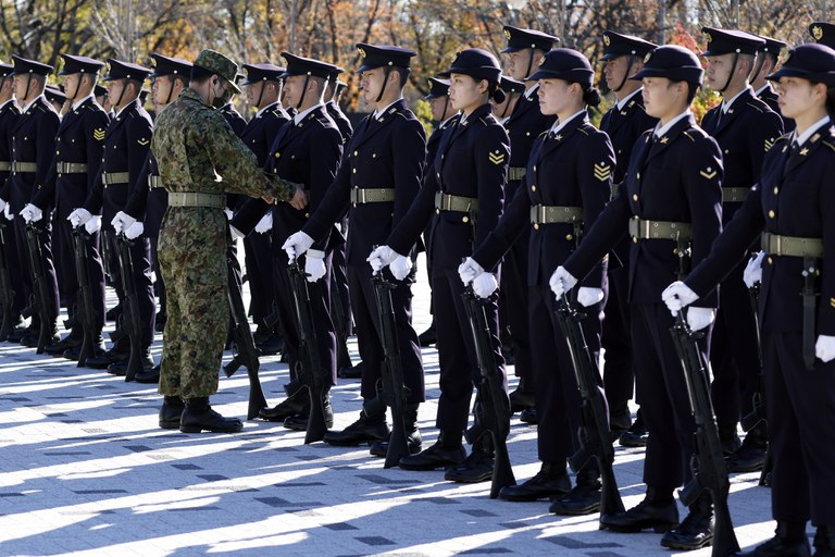 09 PH-JN-defense.jpg 09 PH-JN-defense.jpg