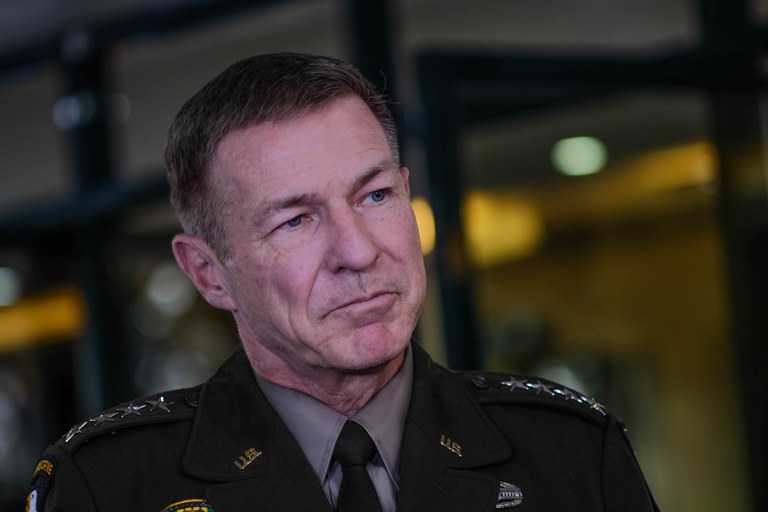 10 ph-military-inside.jpg 10 ph-military-inside.jpg