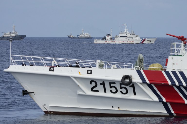 17 PH-CH-coast-guard2.jpg 17 PH-CH-coast-guard2.jpg