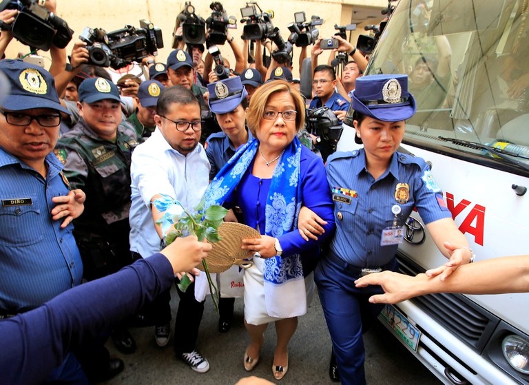 2021-02-18T092753Z_1284594548_RC2XUL9P54DK_RTRMADP_3_PHILIPPINES-DRUGS-SENATOR.JPG 2021-02-18T092753Z_1284594548_RC2XUL9P54DK_RTRMADP_3_PHILIPPINES-DRUGS-SENATOR.JPG