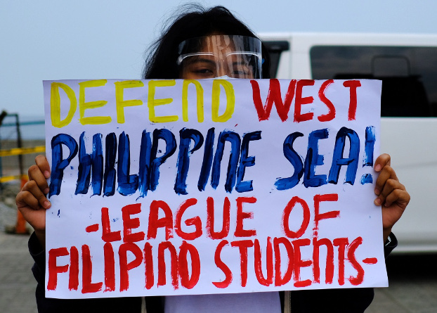 210408-PH-CH-US-defense-inside.jpg 210408-PH-CH-US-defense-inside.jpg