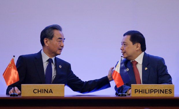 170806-PH-ASEAN-CHINA-1000 170806-PH-ASEAN-CHINA-1000