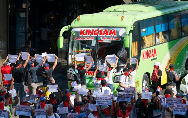 Philippines Freezes Bank Accounts of Communist Party’s Political Wing Philippines Freezes Bank Accounts of Communist Party’s Political Wing