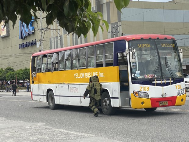 Philippine military kills suspected IS militant tied to bus bombing in south Philippine military kills suspected IS militant tied to bus bombing in south