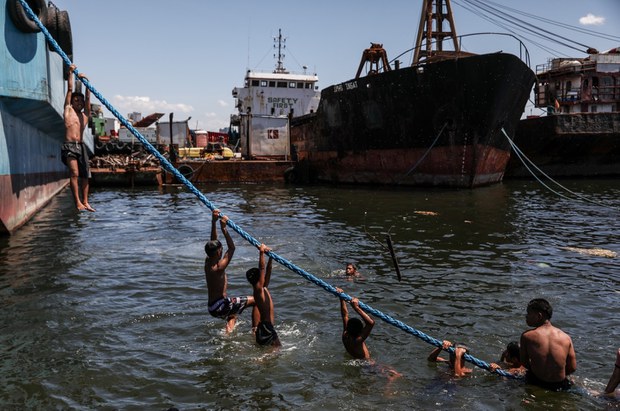 Philippines Relaxes Pandemic Lockdown Rules in Capital Region Philippines Relaxes Pandemic Lockdown Rules in Capital Region