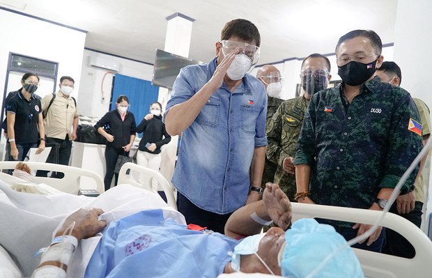 Philippines Recovers Black Boxes from Crashed Military Plane Philippines Recovers Black Boxes from Crashed Military Plane