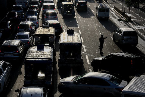Philippines: Curfew Violator Shot Dead in Manila Philippines: Curfew Violator Shot Dead in Manila