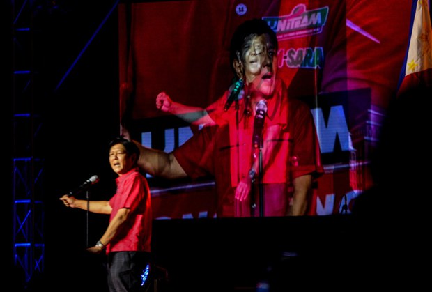 Candidate Marcos Jr. clears big legal obstacle in Philippine presidential race Candidate Marcos Jr. clears big legal obstacle in Philippine presidential race