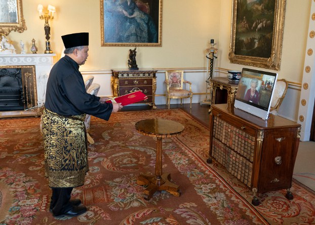 elizabeth-condolence-malaysia.jpg