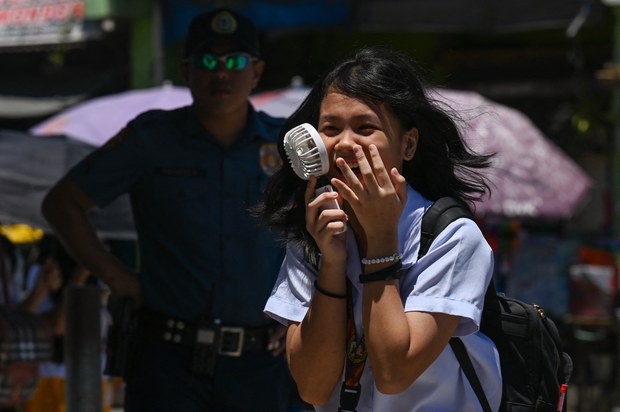 Extreme heat forces Philippine schools to cancel in-person classes Extreme heat forces Philippine schools to cancel in-person classes