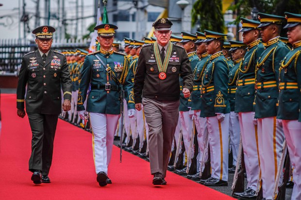 US Army chief visits Philippines amid territorial tensions with China US Army chief visits Philippines amid territorial tensions with China