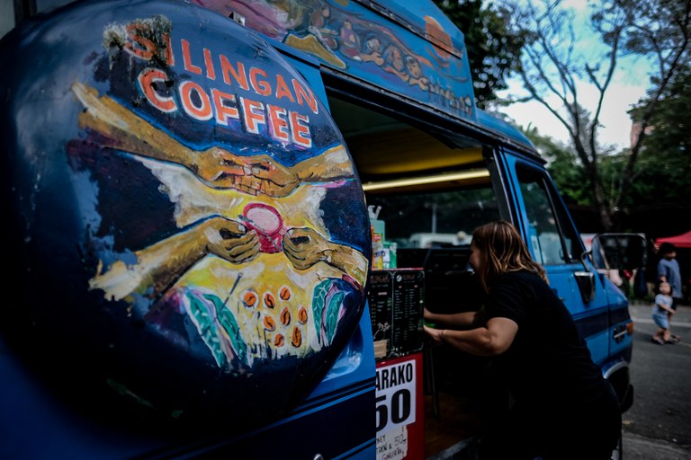 MOBILE_SILINGAN-7.jpg MOBILE_SILINGAN-7.jpg