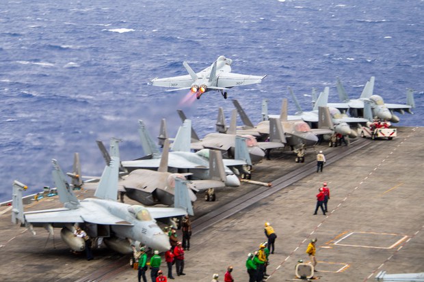 Jet Accident Injures Sailors on US Aircraft Carrier in S China Sea Jet Accident Injures Sailors on US Aircraft Carrier in S China Sea