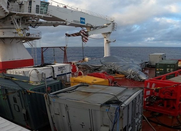 US Navy Recovers Fighter-Jet from South China Sea US Navy Recovers Fighter-Jet from South China Sea