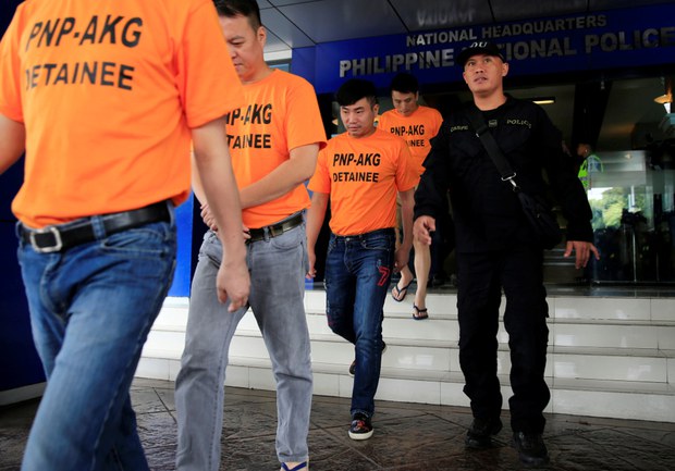 Philippine Police Arrest 5 Chinese over Alleged Kidnap Attempt Philippine Police Arrest 5 Chinese over Alleged Kidnap Attempt