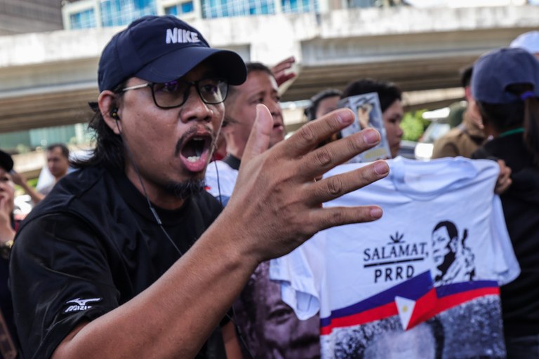 10-PH-duterte-react-update.jpg 10-PH-duterte-react-update.jpg