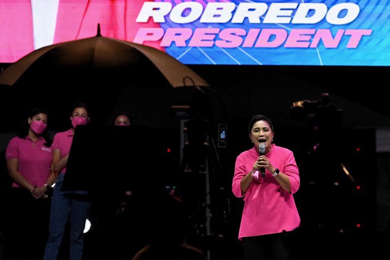 PH-Robredo.jpg