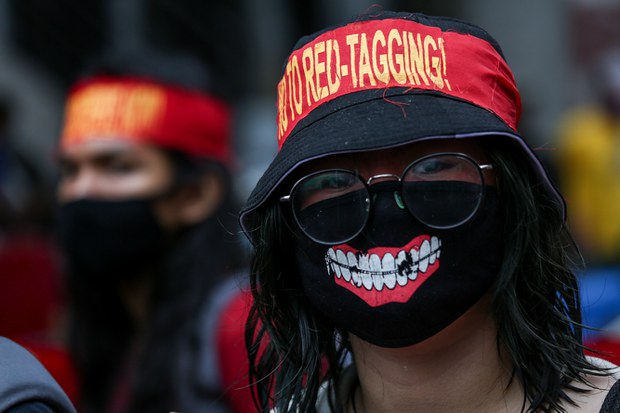 Controversial General Resigns from Philippine Anti-Communist Task Force Controversial General Resigns from Philippine Anti-Communist Task Force