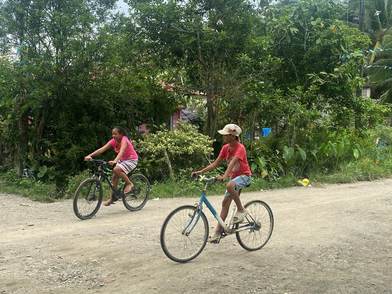 Mankilan-cyclists.jpg Mankilan-cyclists.jpg