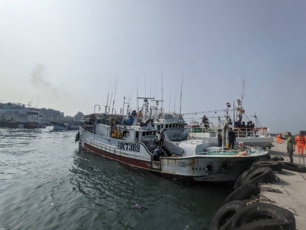 Philippine Coast Guard joins search for missing Taiwanese fishing boat Philippine Coast Guard joins search for missing Taiwanese fishing boat