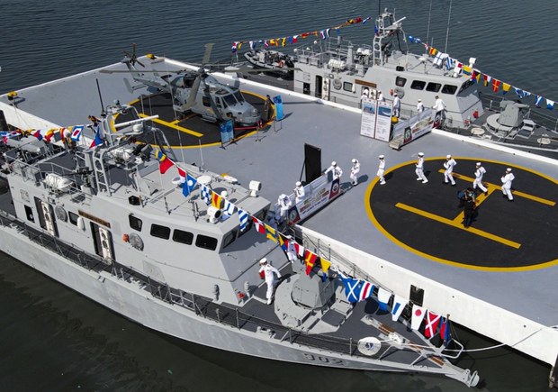 Philippine Navy plans to buy 15 more fast gunboats from Israel Philippine Navy plans to buy 15 more fast gunboats from Israel