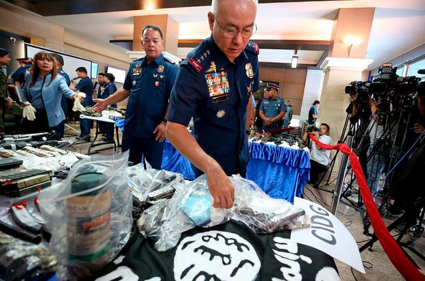 190401-PH-is-arrests-620.jpg 190401-PH-is-arrests-620.jpg