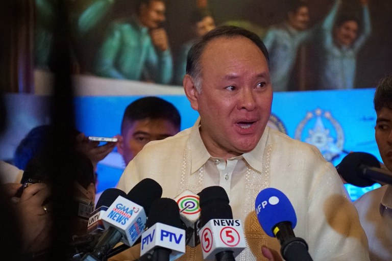 PH-CH-mayor-folo 2.jpg PH-CH-mayor-folo 2.jpg
