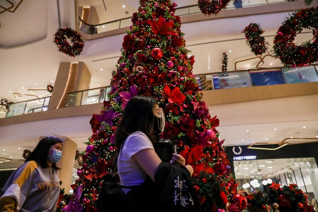 Philippines Warns of Uptick in COVID-19 Cases Ahead of Christmas Philippines Warns of Uptick in COVID-19 Cases Ahead of Christmas