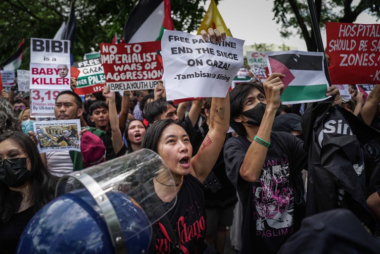 PH-IL-migrants3.jpg PH-IL-migrants3.jpg