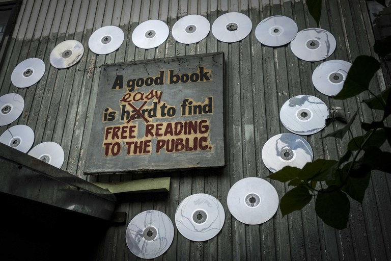 PH-literacy-street-library 2.jpg PH-literacy-street-library 2.jpg