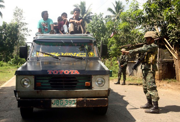 39 Islamic State-Linked Abu Sayyaf Militants Surrender in the Philippines 39 Islamic State-Linked Abu Sayyaf Militants Surrender in the Philippines
