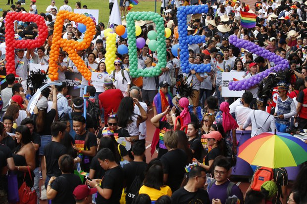 Philippine drag queen arrested for ‘immoral’ performance as Jesus Christ Philippine drag queen arrested for ‘immoral’ performance as Jesus Christ