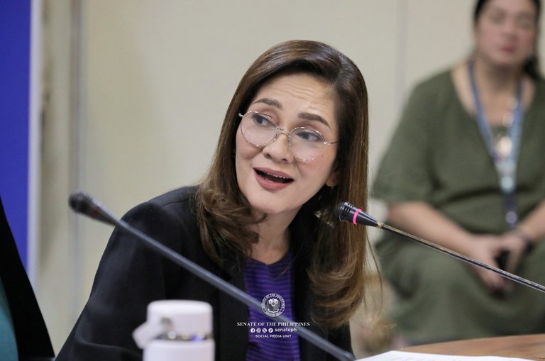 philippines-adolescent-pregnancy-risa-hontiveros 2.jpg philippines-adolescent-pregnancy-risa-hontiveros 2.jpg