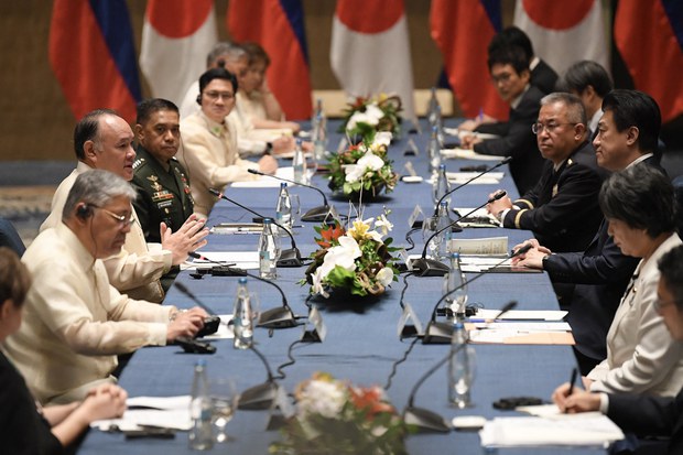 In China’s shadow, Philippines and Japan sign groundbreaking defense pact In China’s shadow, Philippines and Japan sign groundbreaking defense pact