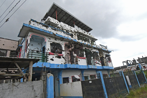 This bullet-riddled house in Marawi is where Isnilon Hapilon, the leader of Islamic State’s affiliate in Southeast Asia, and other militants planned the siege of the southern Philippine city, Oct. 26, 2017. [Froilan Gallardo/BenarNews]
