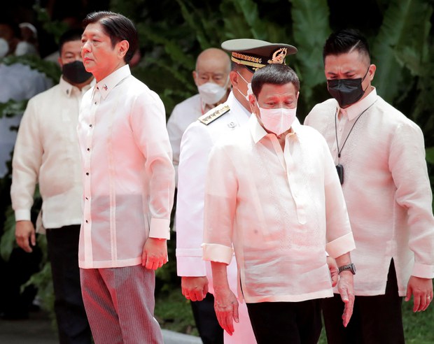 Philippines orders probe over video allegedly showing president snorting drugs Philippines orders probe over video allegedly showing president snorting drugs