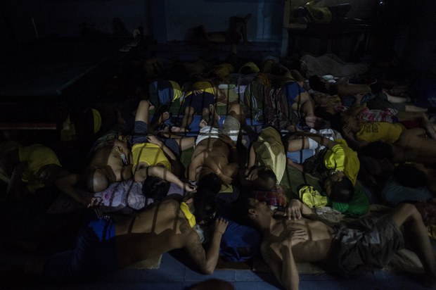 Philippines plans summit to seek solutions to ease prison overcrowding