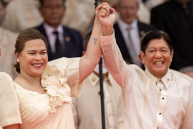 Philippine VP criticizes Marcos plan to resume peace talks with communists Philippine VP criticizes Marcos plan to resume peace talks with communists