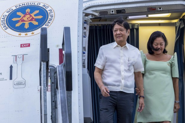 Marcos, wife develop flu-like symptoms, cancel luncheon with journalists Marcos, wife develop flu-like symptoms, cancel luncheon with journalists
