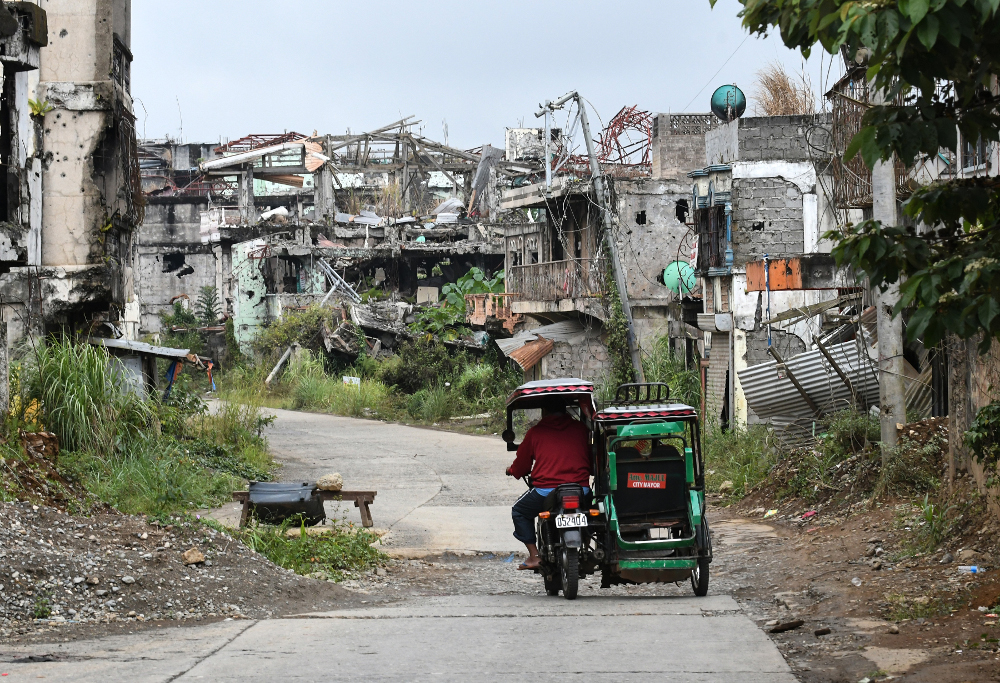 210723-PH-politics-bottom.jpg 210723-PH-politics-bottom.jpg