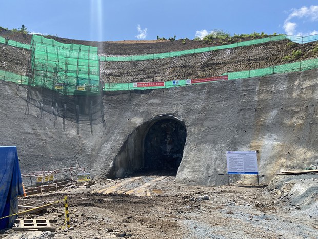 Duterte aide: Marcos administration should drop China-backed loans for rail projects Duterte aide: Marcos administration should drop China-backed loans for rail projects